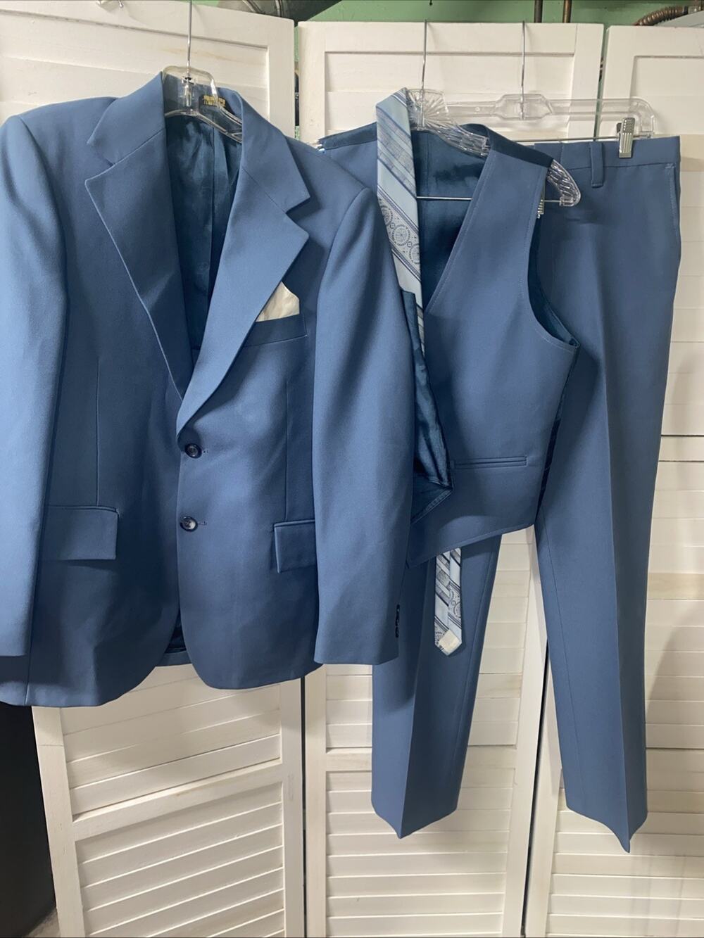 70s Young Gentry JCPenney Men’s 5 Pc Suit Jacket Vest Pants Tie Hankie Set Med